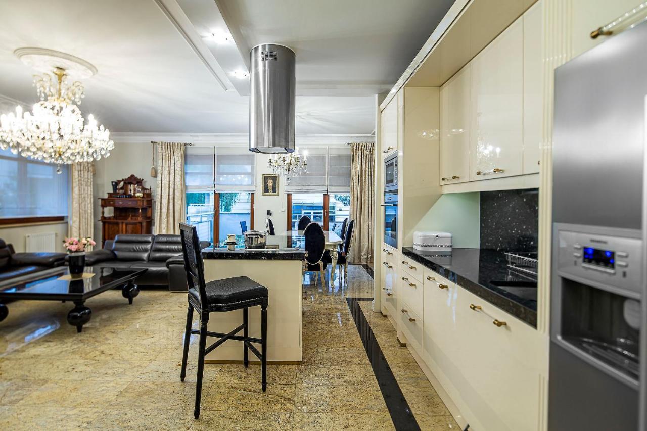Central Apartments Neptun Park Jelitkowo 그단스크 외부 사진